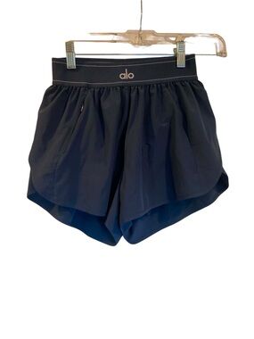 NWOT Alo Yoga Match Point Shorts NAVY Size: XXS
